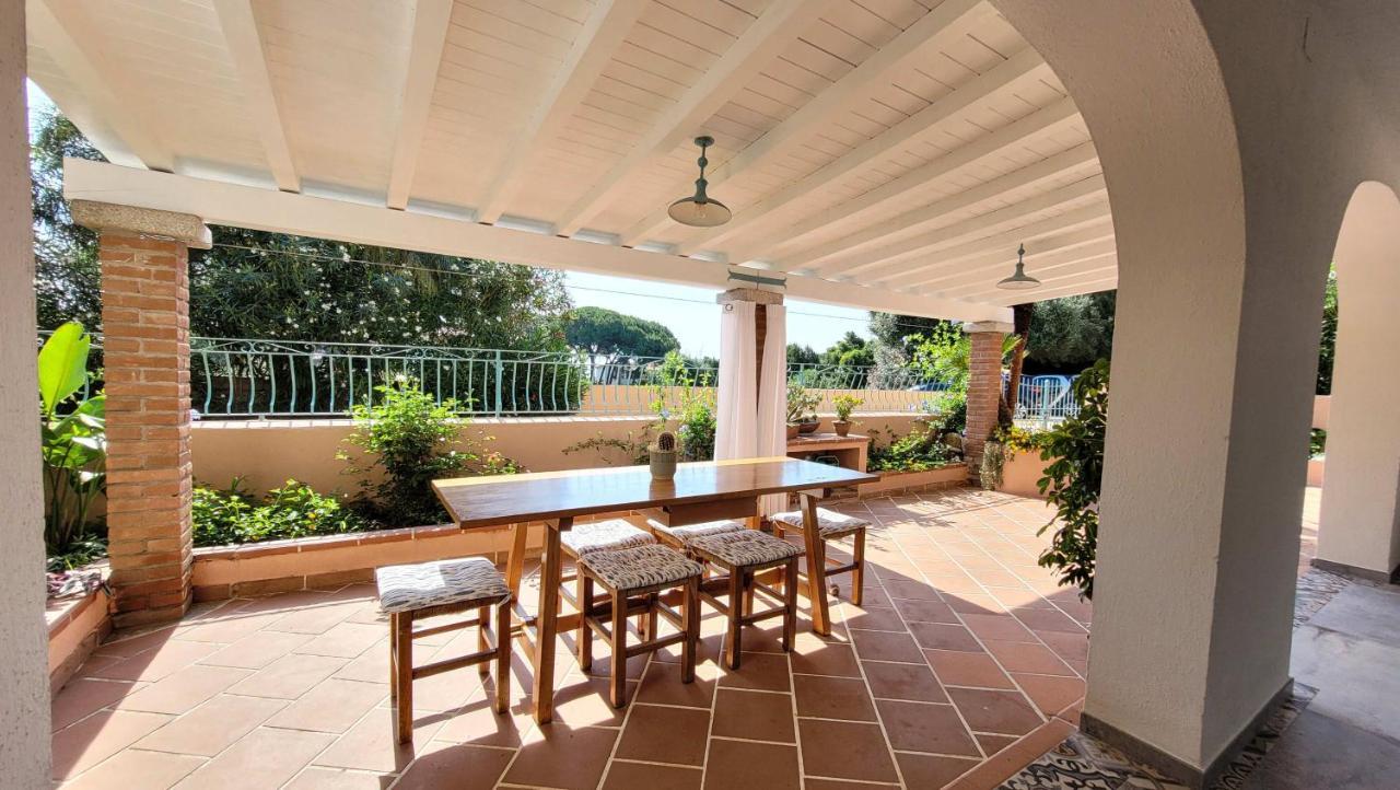 Il Giardino Davanti Al Mare オロゼーイ エクステリア 写真