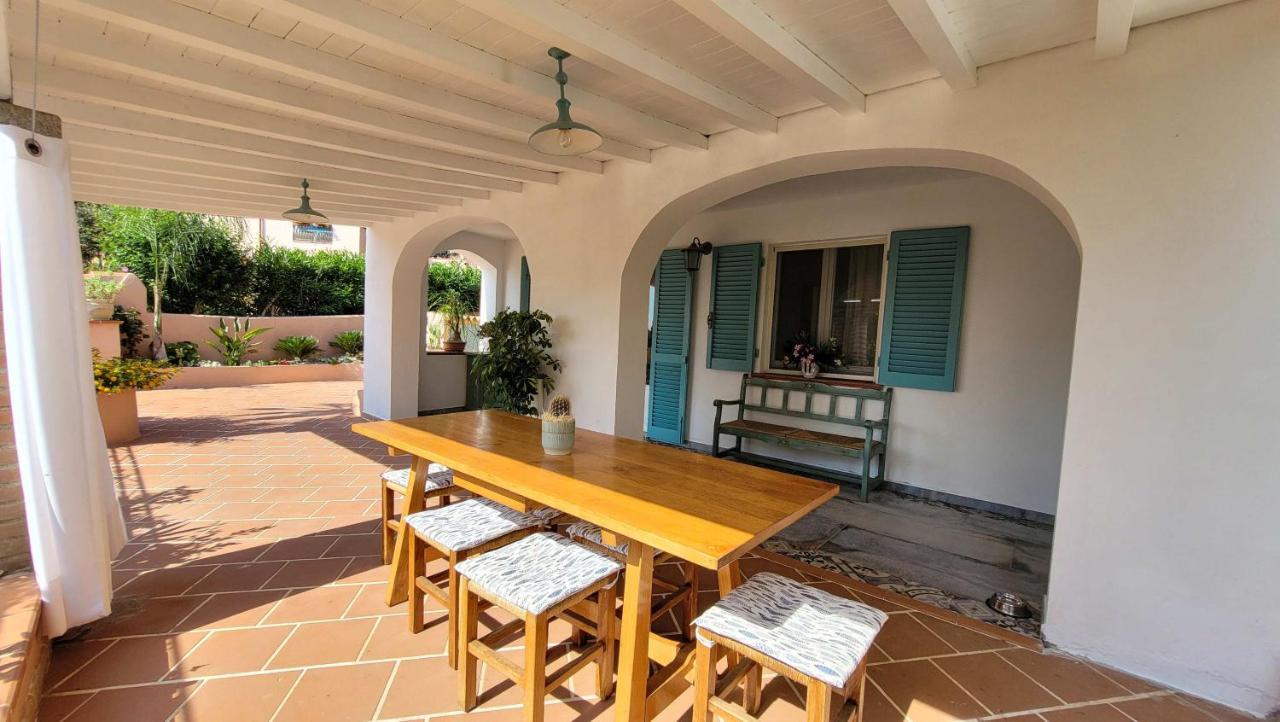Il Giardino Davanti Al Mare オロゼーイ エクステリア 写真