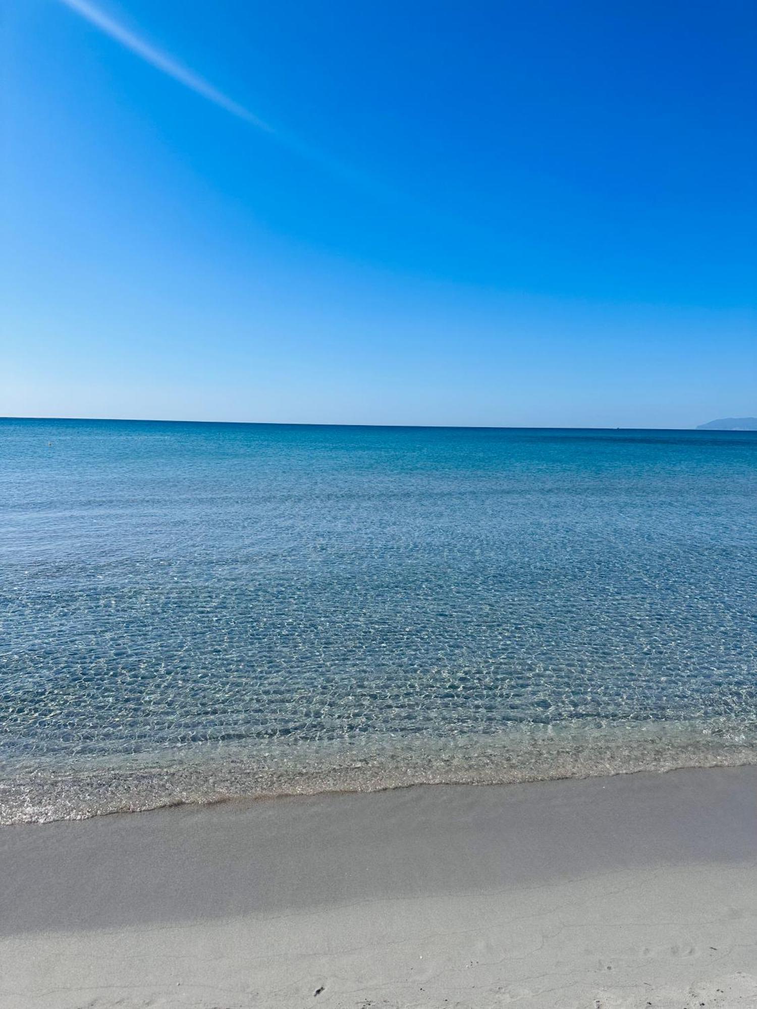 Il Giardino Davanti Al Mare オロゼーイ エクステリア 写真